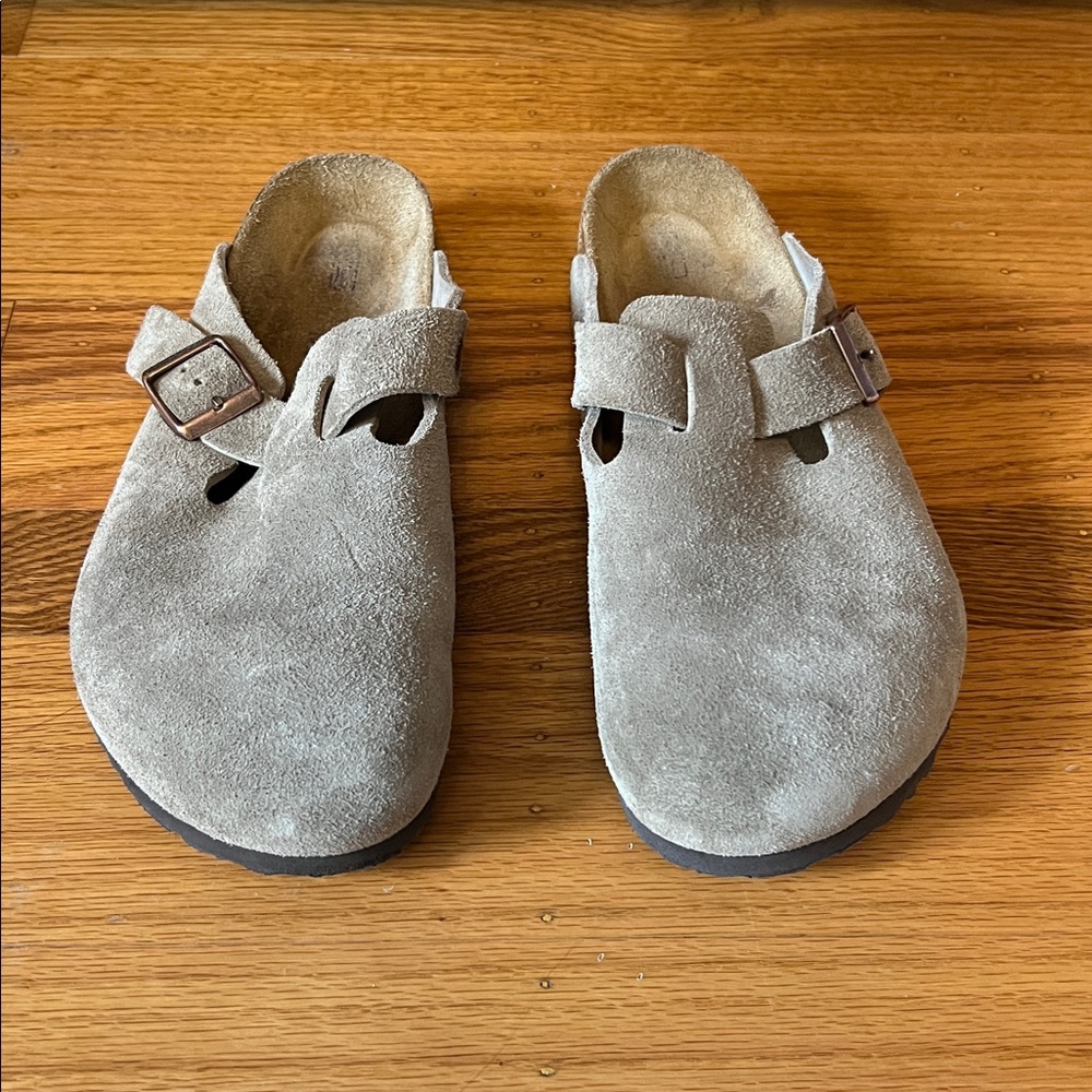 EUC- 41 BIRKENSTOCK BOSTON CLOGS